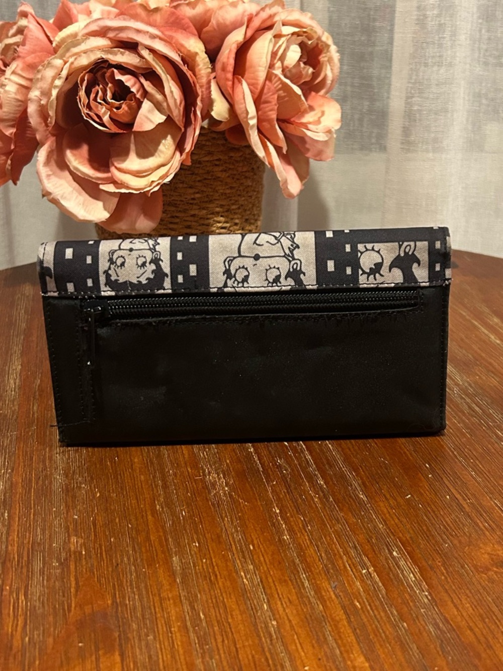 Vintage Betty Boop TriFold Canvas Wallet - Picture 2 of 4